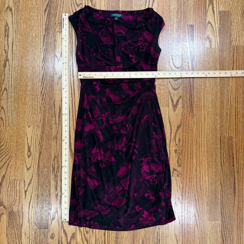 LRL Abstract Berry Midi Dress (6) - Picture 7 of 10